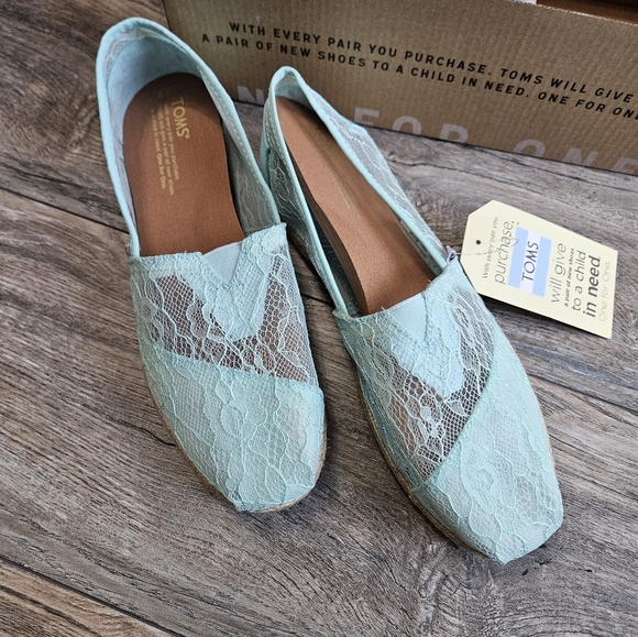 TOMS Women's Lace Slip-On Shoes - Mint Green - Picture 1 of 6